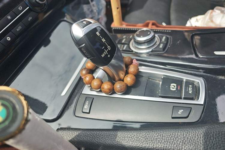 Used BMW 5 Series 2012 520Li Elegant Edition Gear Lever