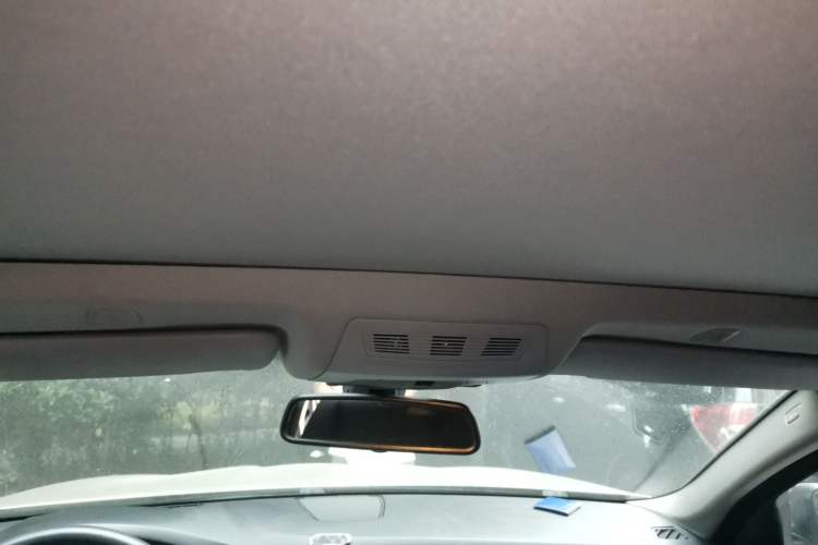 Used BMW 5 Series 2012 523Li Luxury Model Headliner