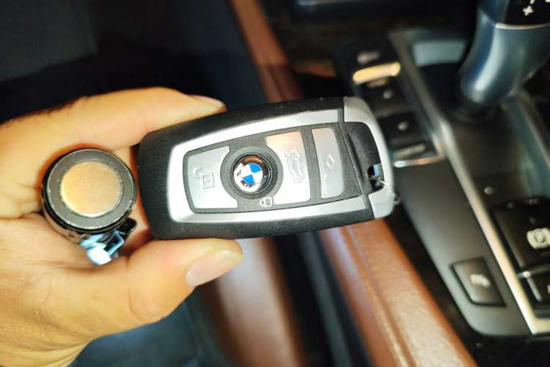Used BMW 5 Series 2012 530i Sport Touring Vehicle Key