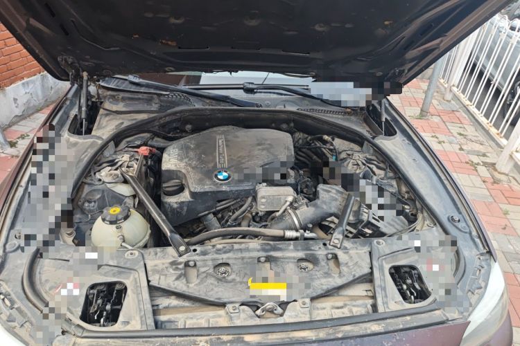 Used BMW 5 Series 2012 520i Elegant Edition Engine Bay