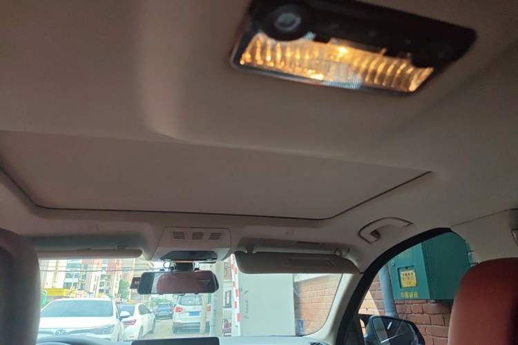 Used BMW 5 Series 2012 520i Elegant Edition Headliner