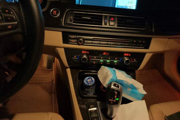 Used BMW 5 Series 2012 530Li Leading Model Audio And AC Panel