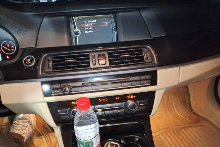 Used BMW 5 Series 2012 520Li Elegant Edition Audio And AC Panel