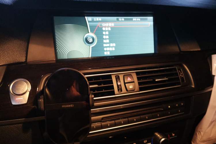 Used BMW 5 Series 2012 535Li Leading Model Audio And AC Panel