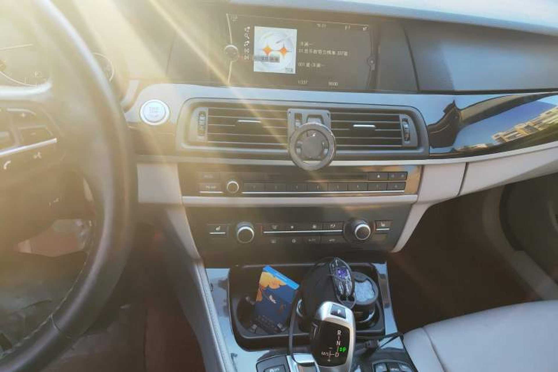 Used BMW 5 Series 2012 523Li Luxury Model Audio And AC Panel