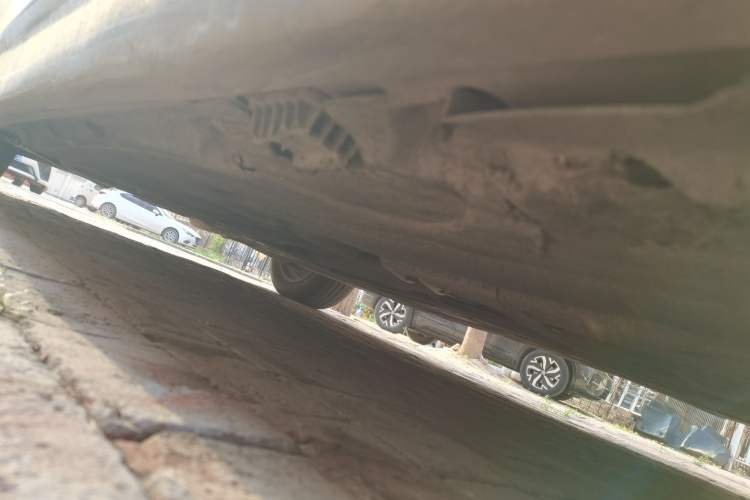 Used BMW 5 Series 2012 520Li Elegant Edition Chassis Front Right