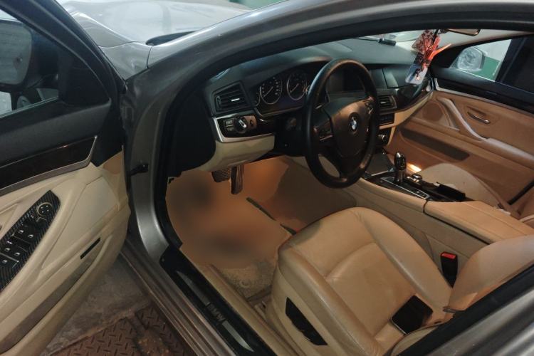 Used BMW 5 Series 2012 523Li Leading Model Driver Seat