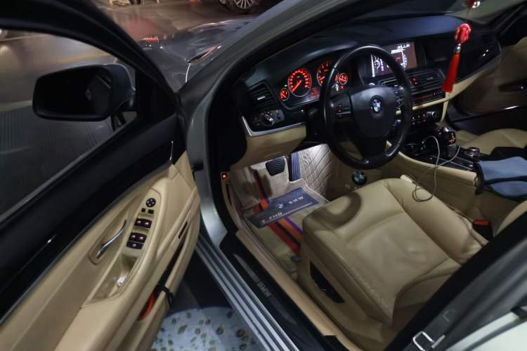 Used BMW 5 Series 2012 520Li Elegant Edition Driver Seat