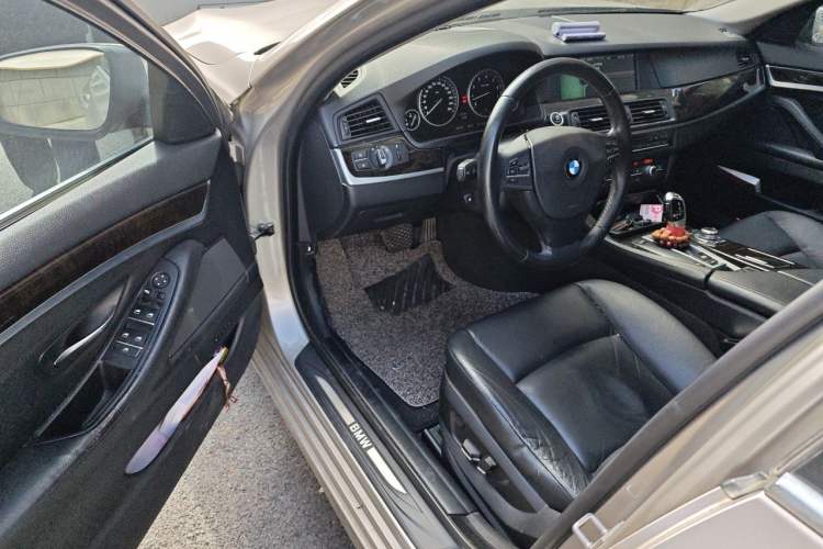 Used BMW 5 Series 2012 523Li Luxury Model Driver Seat