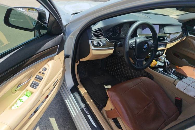 Used BMW 5 Series 2012 535Li Leading Model Driver Seat