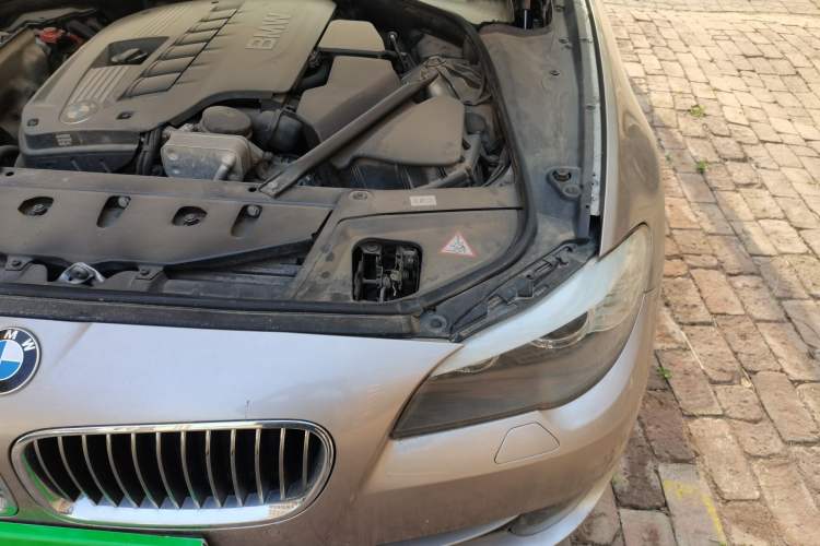Used BMW 5 Series 2012 520Li Elegant Edition Engine Bay Left