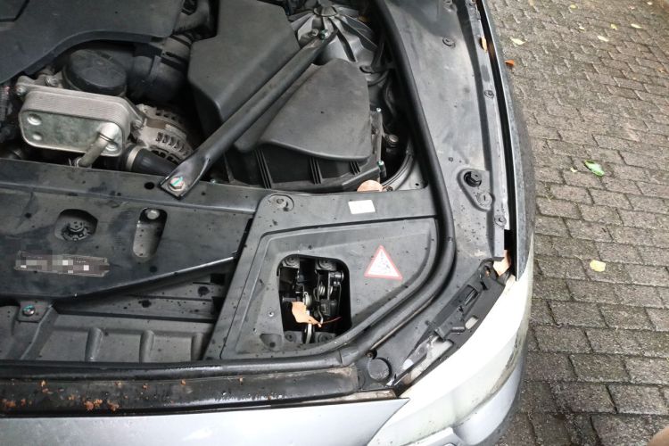 Used BMW 5 Series 2012 530i Sport Touring Engine Bay Left