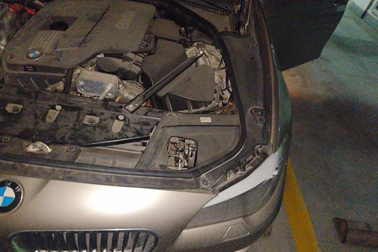 Used BMW 5 Series 2012 523Li Leading Model Engine Bay Left