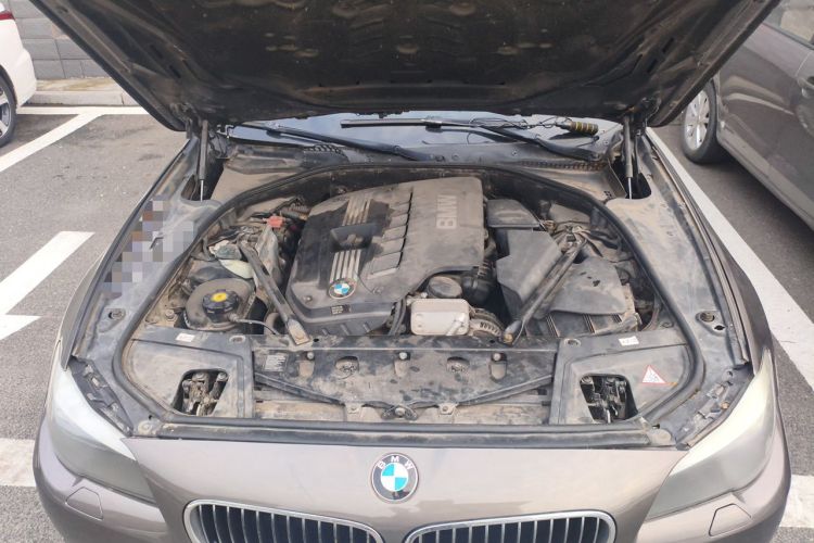 Used BMW 5 Series 2012 523Li Luxury Model Engine Bay