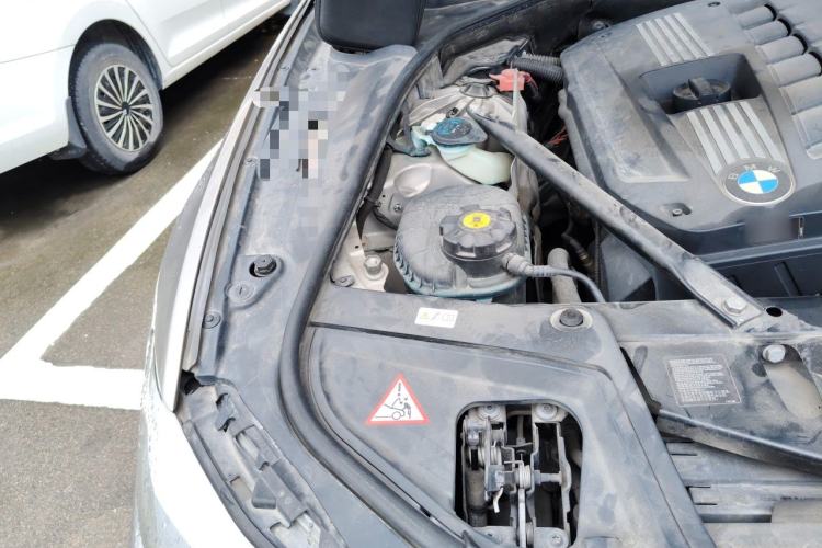 Used BMW 5 Series 2012 520Li Elegant Edition Engine Bay Right