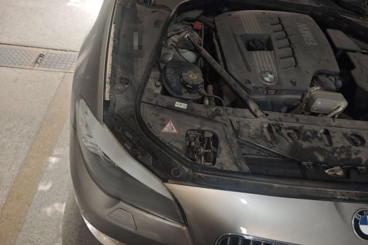 Used BMW 5 Series 2012 523Li Leading Model Engine Bay Right