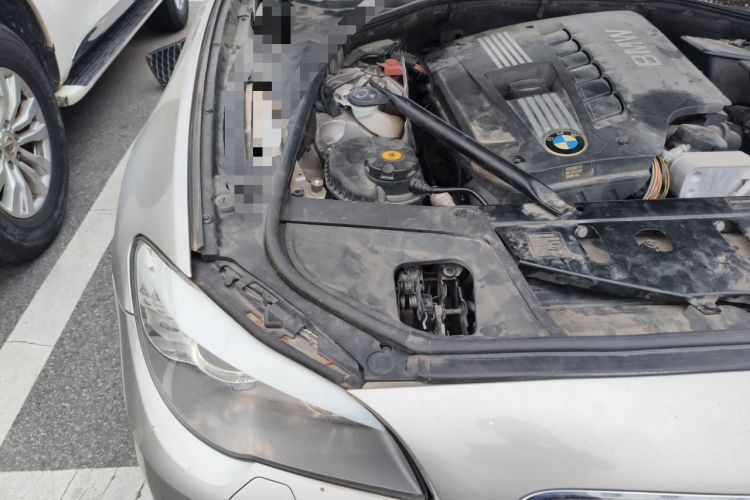 Used BMW 5 Series 2012 520Li Elegant Edition Engine Bay Right