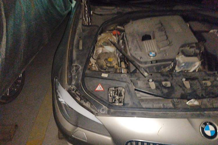 Used BMW 5 Series 2012 523Li Leading Model Engine Bay Right