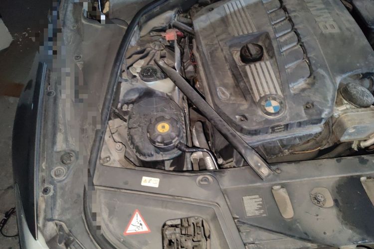 Used BMW 5 Series 2012 523Li Luxury Model Engine Bay Right