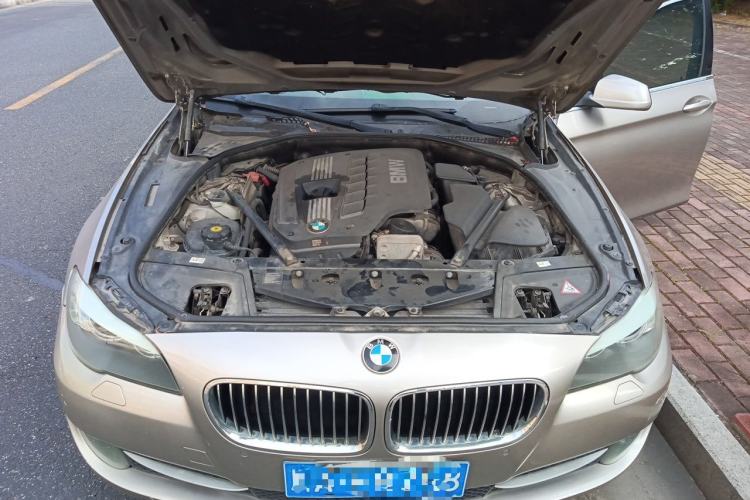 Used BMW 5 Series 2012 530Li Leading Model Engine Bay