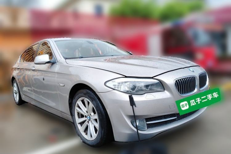 Used BMW 5 Series 2012 520Li Elegant Edition Front Right 45 Deg