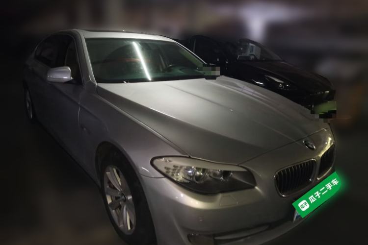 Used BMW 5 Series 2012 520Li Elegant Edition Front Right 45 Deg