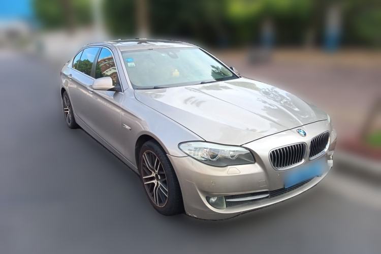 Used BMW 5 Series 2012 530Li Leading Model Front Right 45 Deg