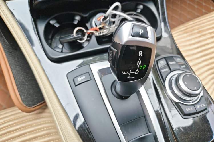 Used BMW 5 Series 2012 523Li Leading Model Gear Lever