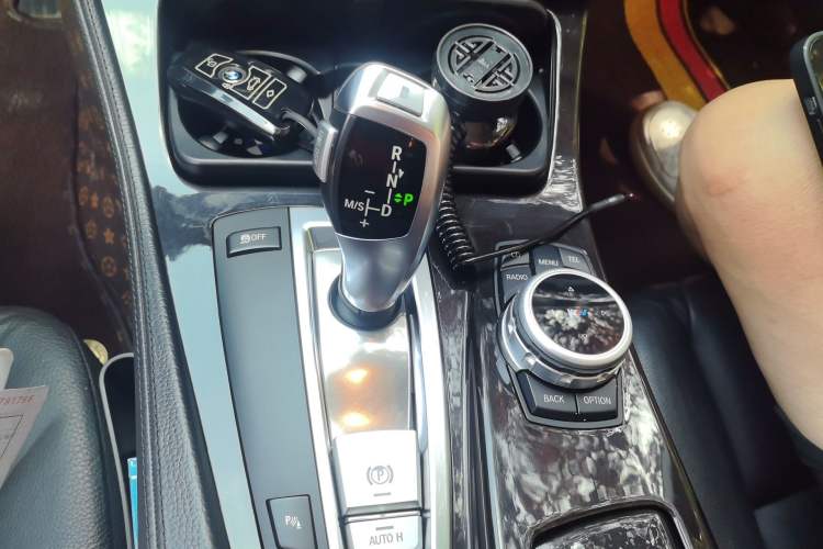 Used BMW 5 Series 2012 523Li Luxury Model Gear Lever