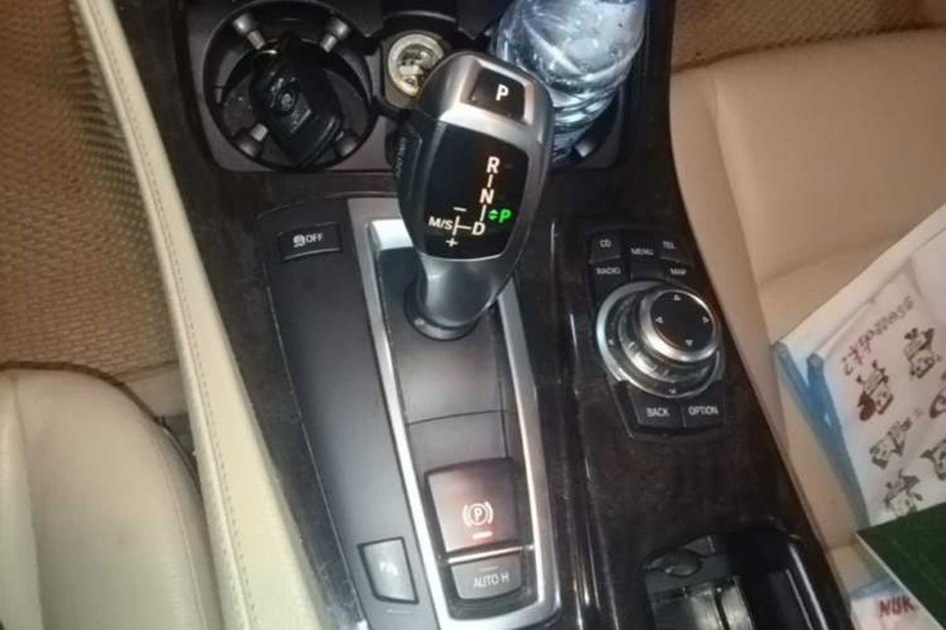 Used BMW 5 Series 2012 523Li Luxury Model Gear Lever