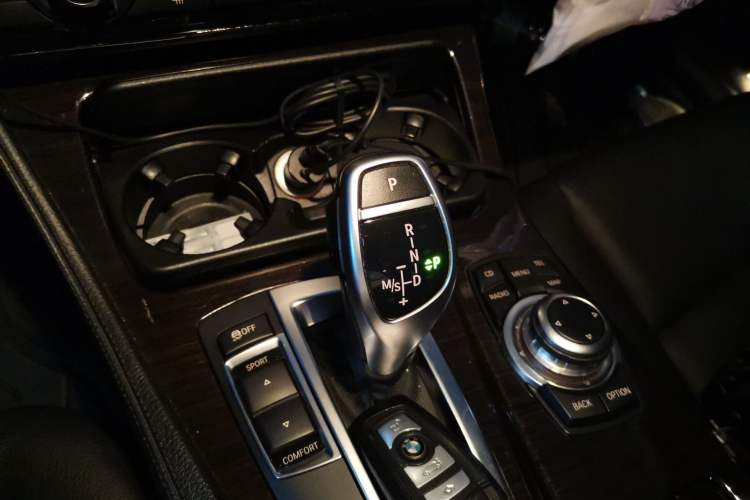 Used BMW 5 Series 2012 535Li Leading Model Gear Lever