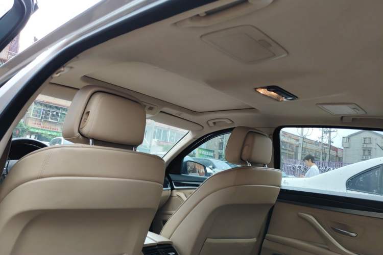 Used BMW 5 Series 2012 520Li Elegant Edition Headliner