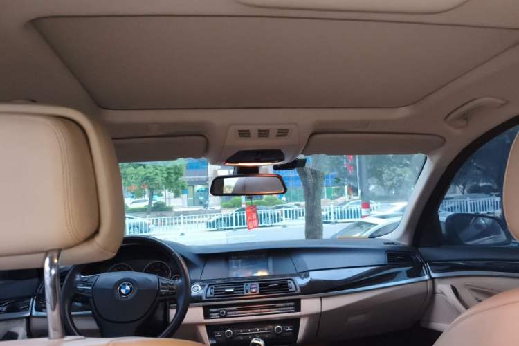 Used BMW 5 Series 2012 523Li Luxury Model Headliner