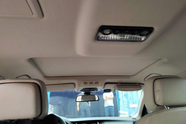Used BMW 5 Series 2012 523Li Luxury Model Headliner