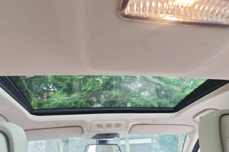 Used BMW 5 Series 2012 523Li Leading Model Headliner