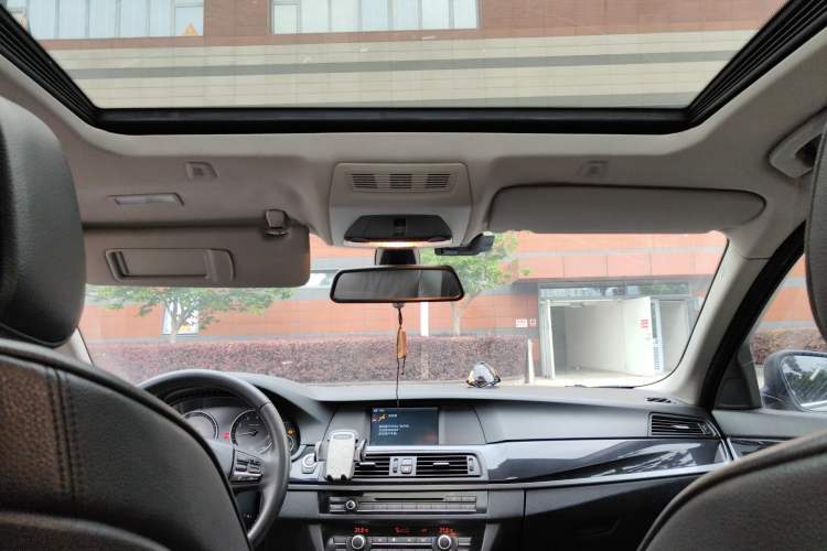 Used BMW 5 Series 2012 520Li Elegant Edition Headliner