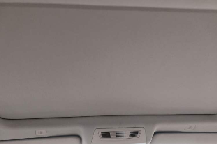 Used BMW 5 Series 2012 520Li Elegant Edition Headliner