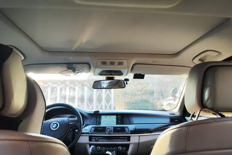 Used BMW 5 Series 2012 523Li Luxury Model Headliner