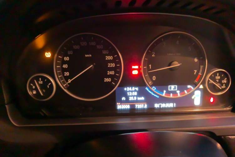 Used BMW 5 Series 2012 523Li Luxury Model Instrument Cluster