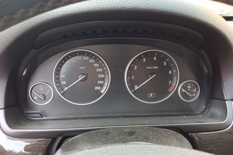 Used BMW 5 Series 2012 530Li Leading Model Instrument Cluster