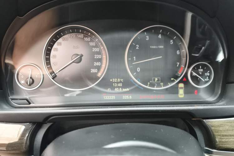 Used BMW 5 Series 2012 535Li Leading Model Instrument Cluster