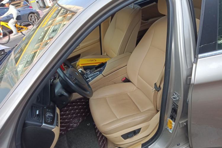 Used BMW 5 Series 2012 530Li Leading Model Left Front Seat