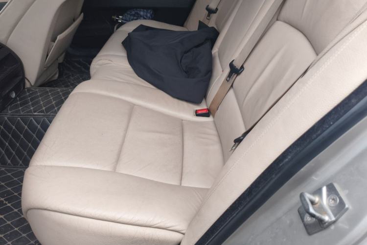 Used BMW 5 Series 2012 520Li Elegant Edition Left Rear Seat