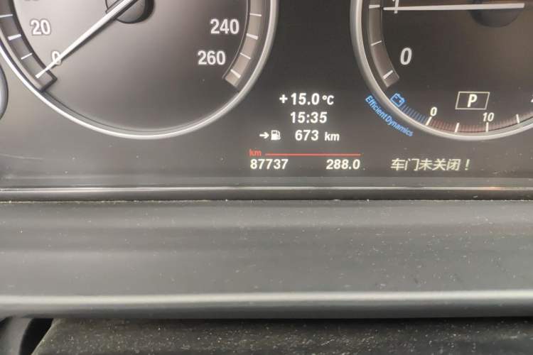 Used BMW 5 Series 2012 520Li Elegant Edition Odometer Close Up