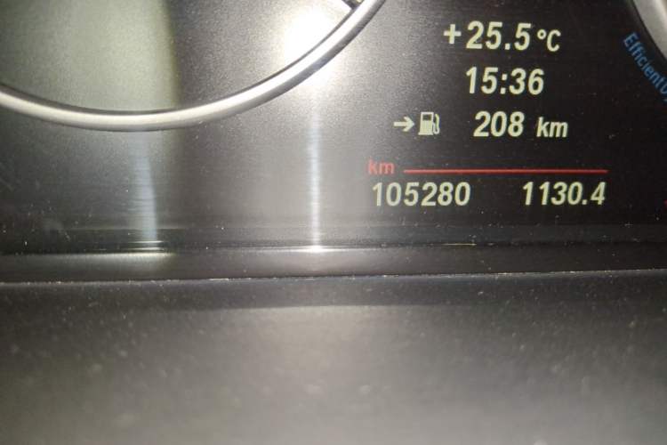 Used BMW 5 Series 2012 520Li Elegant Edition Odometer Close Up