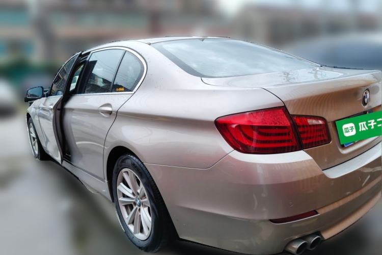 Used BMW 5 Series 2012 520Li Elegant Edition Rear Left 45 Deg