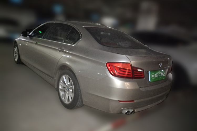 Used BMW 5 Series 2012 520Li Elegant Edition Rear Left 45 Deg