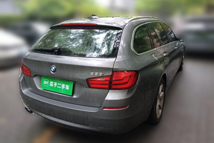 Used BMW 5 Series 2012 530i Sport Touring Rear Right 45 Deg