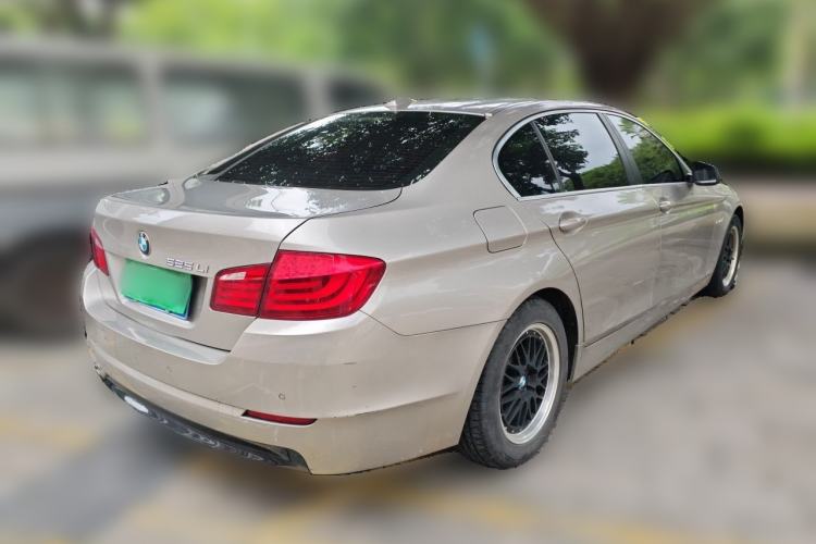 Used BMW 5 Series 2012 520Li Elegant Edition Rear Right 45 Deg