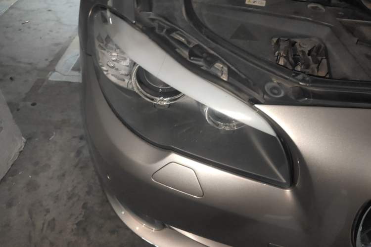 Used BMW 5 Series 2012 523Li Leading Model Right Front Headlight